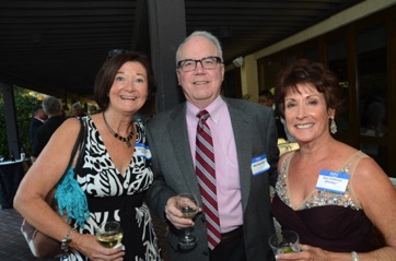 135-Diane, Mike and Sue.jpg 135-Diane, Mike and Sue.jpg